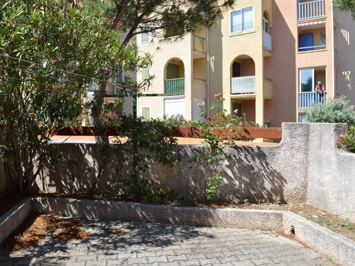 Maison 5 Pieces, 8 Couchages, Terrasse, Proche Plage Et Commerces - Saint Pierre La Mer - Fr-1-229D-240 Bagian luar foto